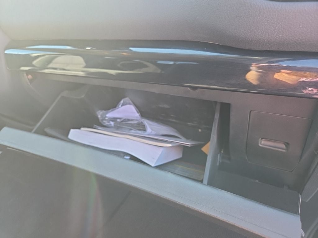 2022 Nissan Titan SV