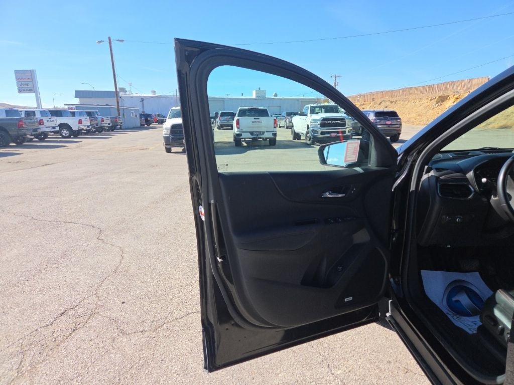 2022 Chevrolet Equinox RS AWD