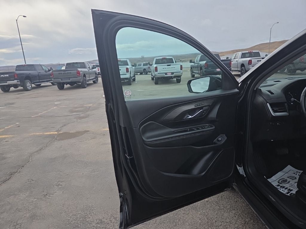 2024 GMC Terrain SLT AWD