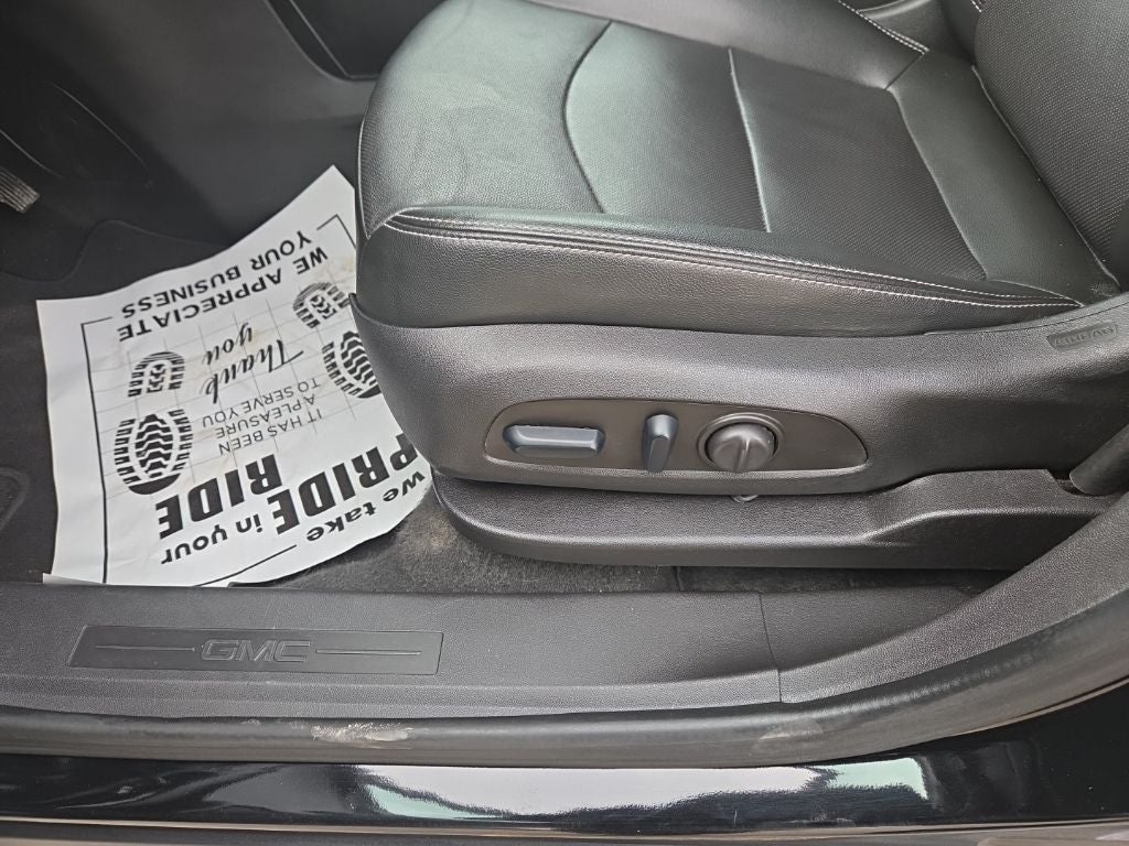 2024 GMC Terrain SLT AWD