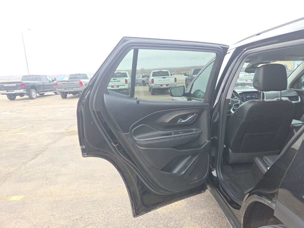 2024 GMC Terrain SLT AWD