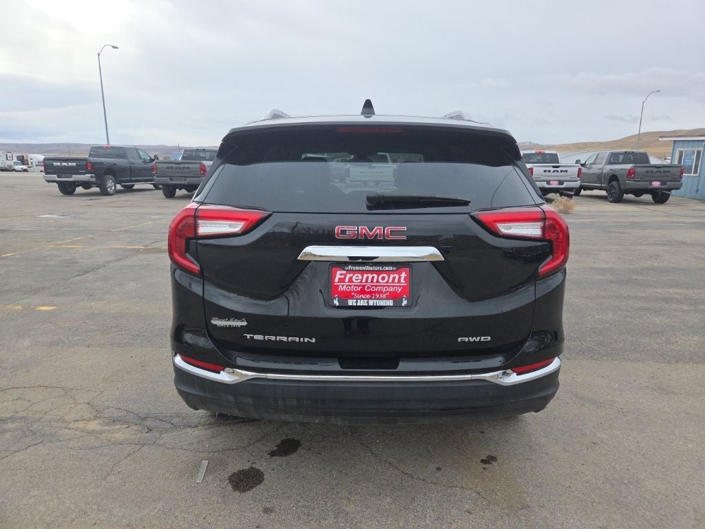 2024 GMC Terrain SLT AWD