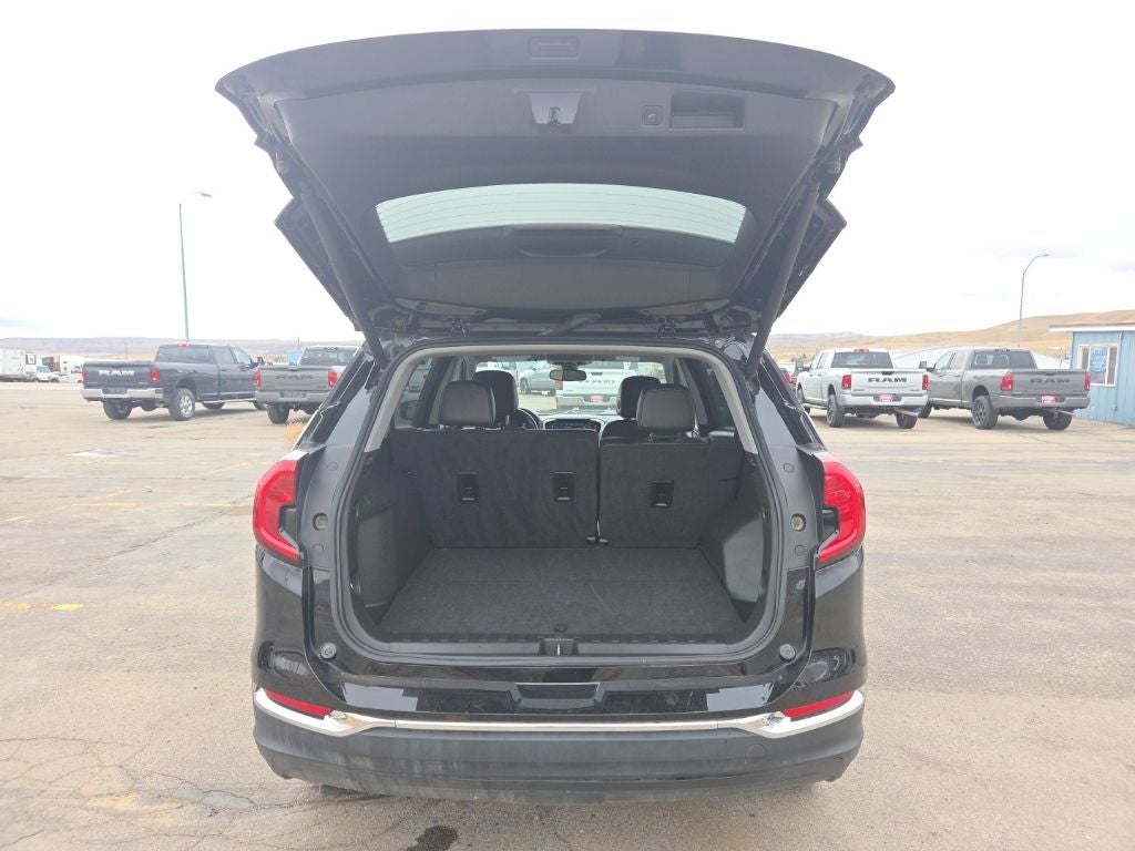 2024 GMC Terrain SLT AWD