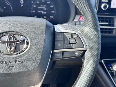 2025 Toyota Sienna XLE AWD