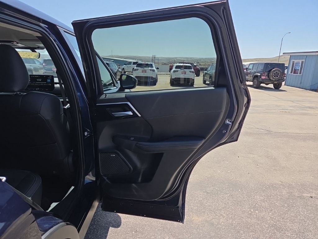 2025 Mitsubishi Outlander SE
