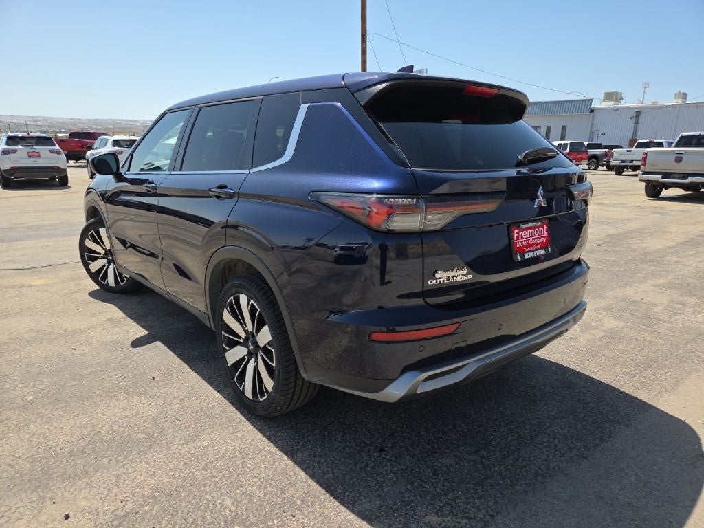 2025 Mitsubishi Outlander SE