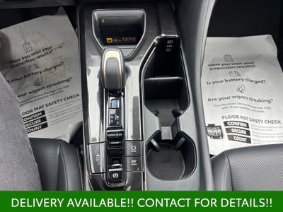 2025 Toyota Crown Signia Limited