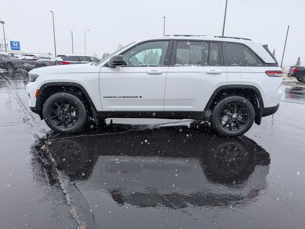 2025 Jeep Grand Cherokee Altitude X 4X4