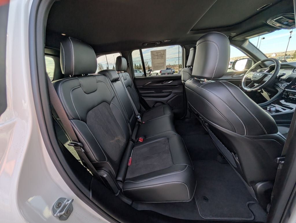 2025 Jeep Grand Cherokee Altitude X 4X4