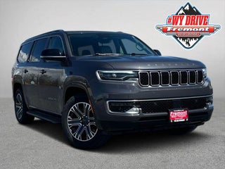 2023 Jeep Wagoneer Base