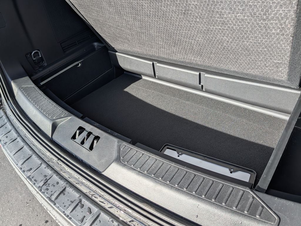 2025 Ford Explorer ST 4WD