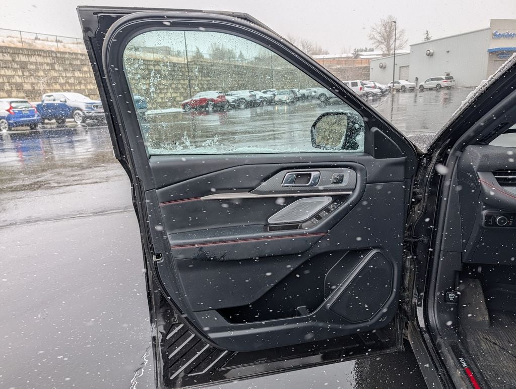 2025 Ford Explorer ST 4WD