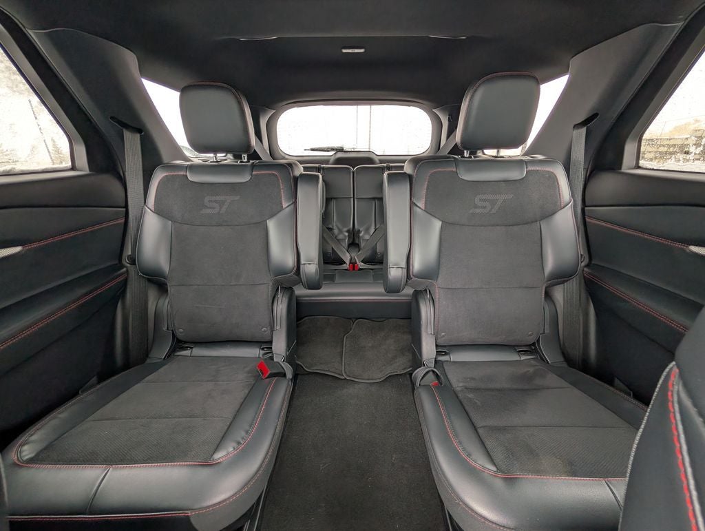 2025 Ford Explorer ST 4WD