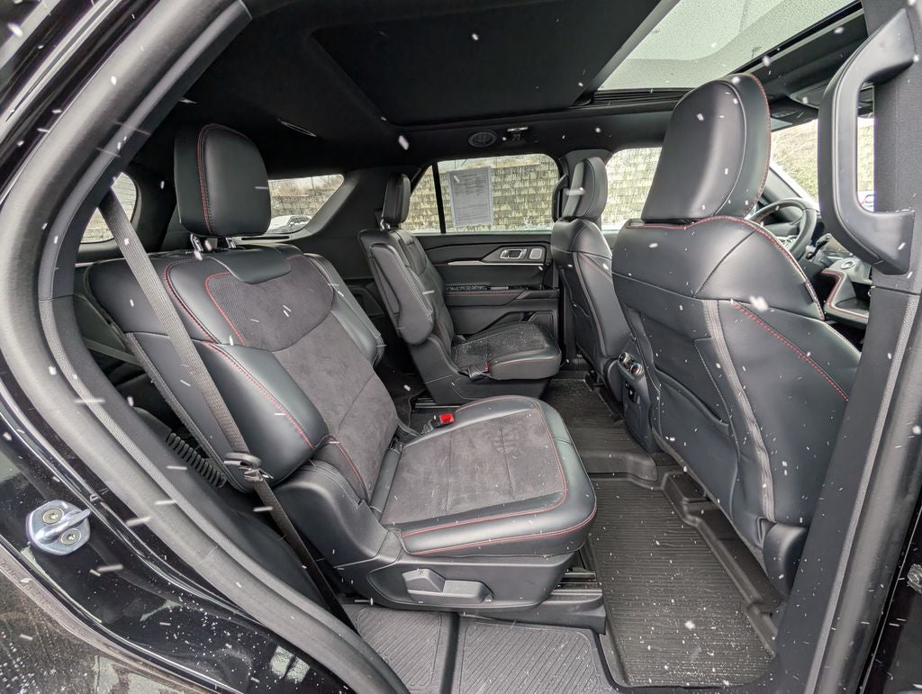 2025 Ford Explorer ST 4WD