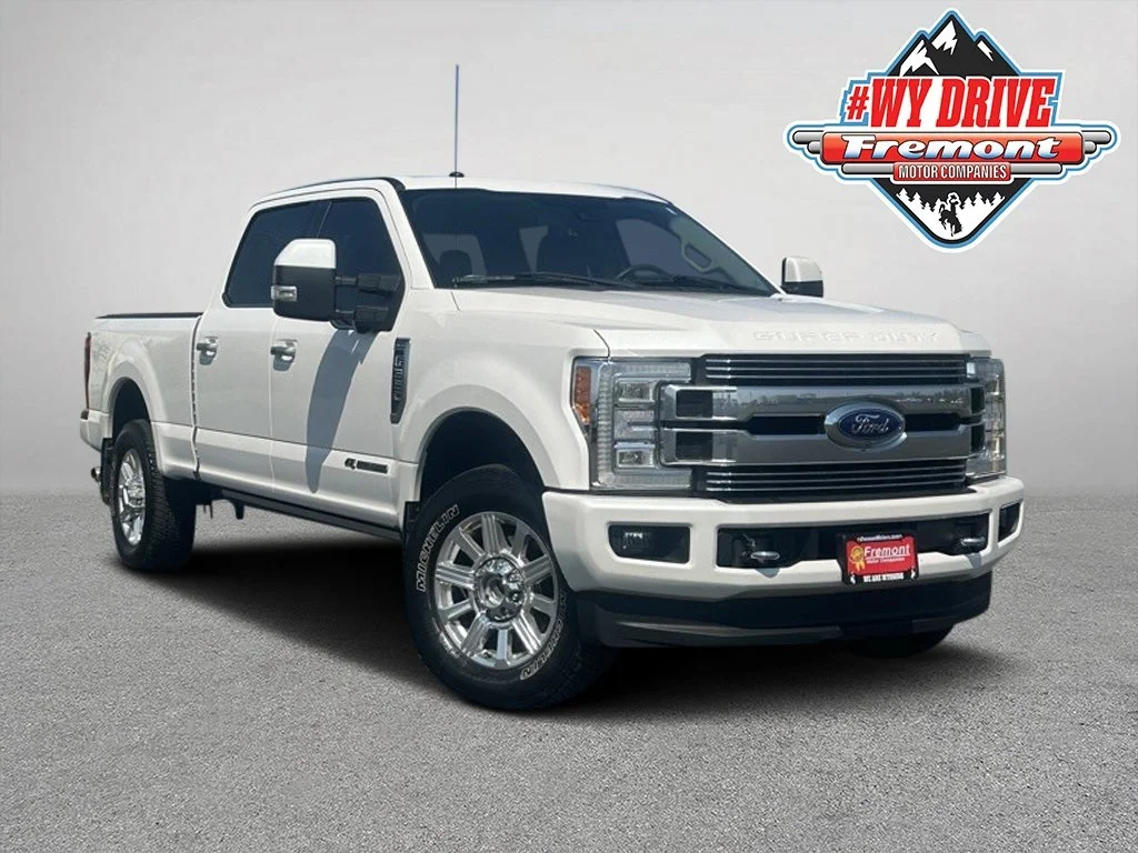 2018 Ford F-350 Super Duty Limited's photo