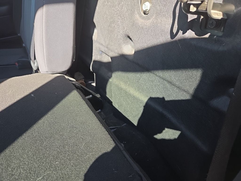 2022 Nissan Titan SV