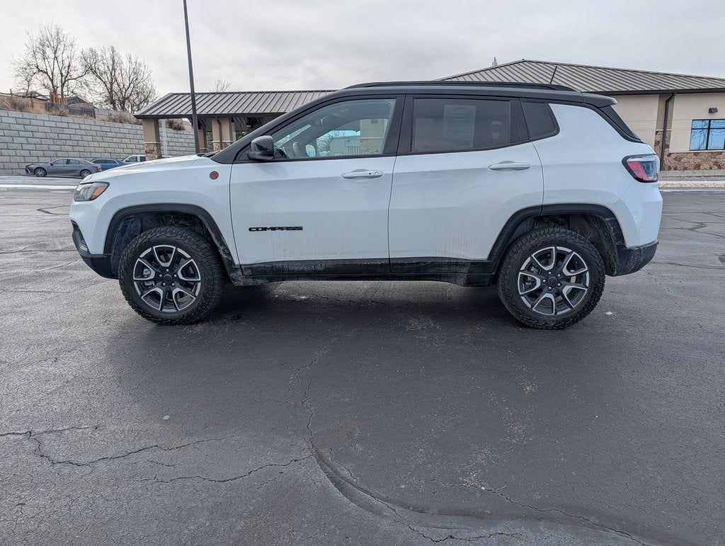 2025 Jeep Compass Trailhawk