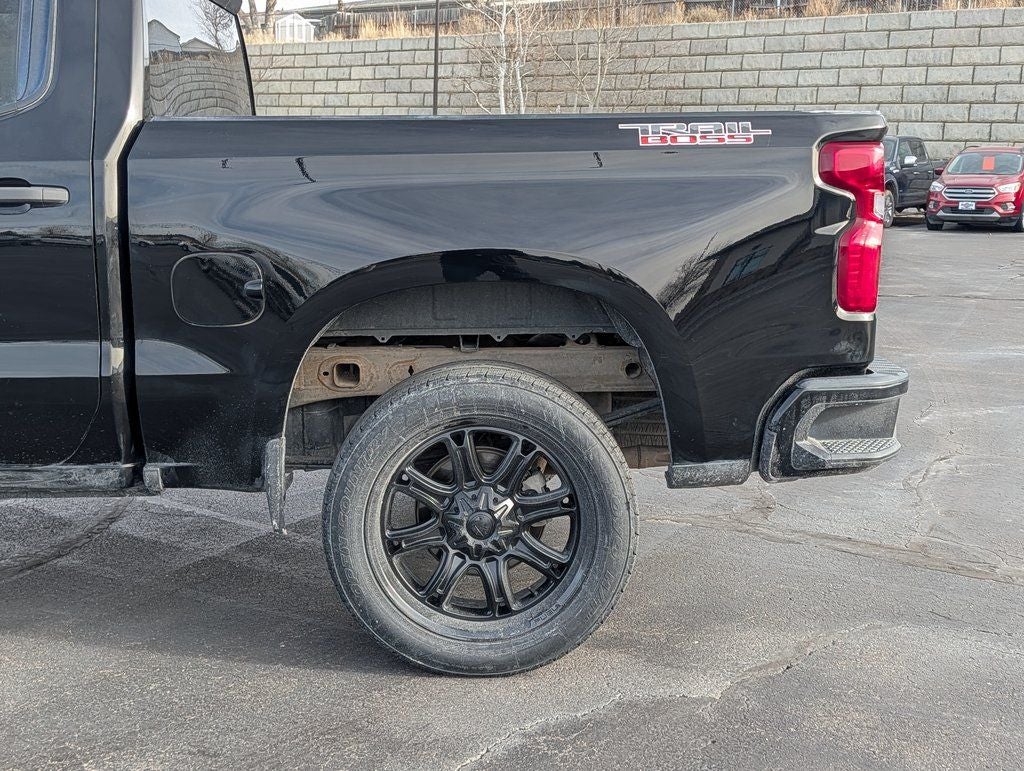 2022 Chevrolet Silverado 1500 Custom Trail Boss