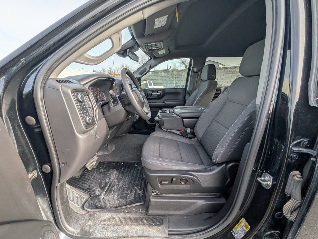 2022 Chevrolet Silverado 1500 Custom Trail Boss