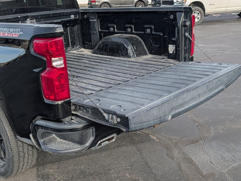 2022 Chevrolet Silverado 1500 Custom Trail Boss