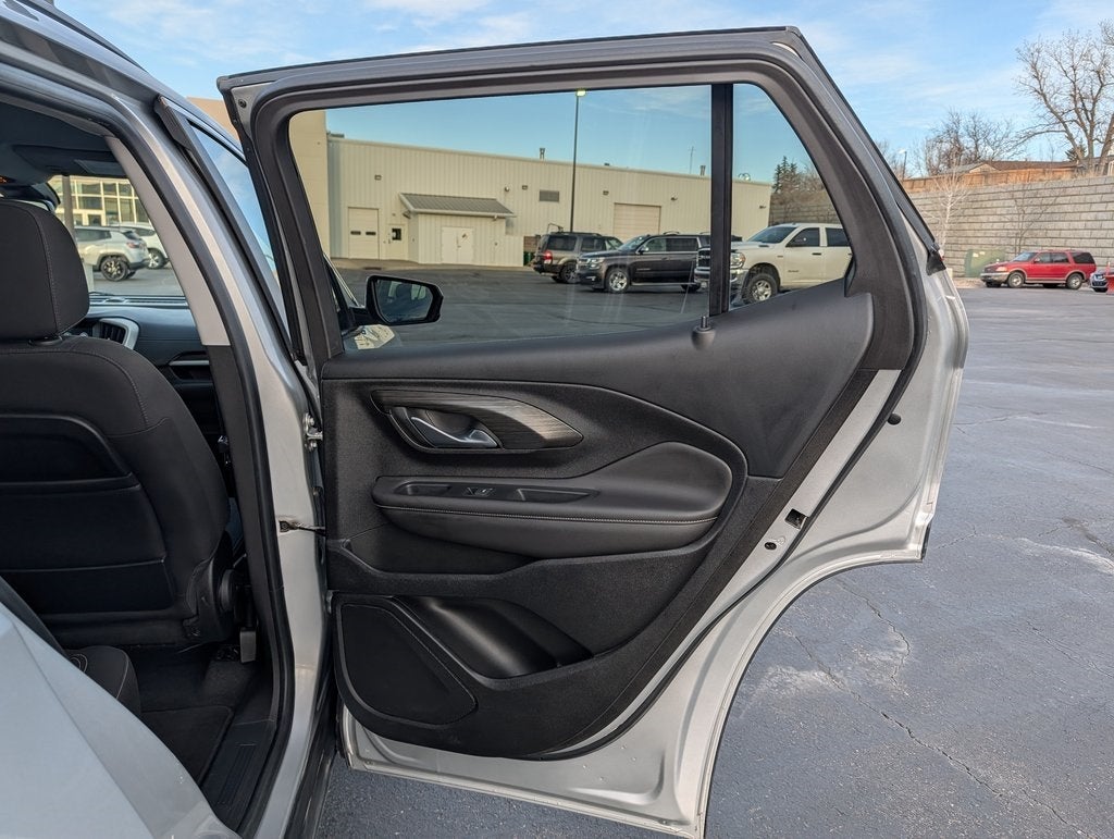 2022 GMC Terrain SLE AWD