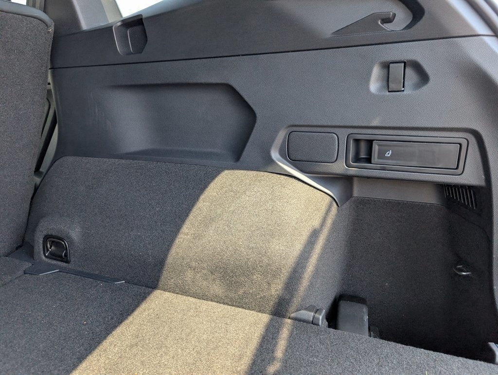 2024 Volkswagen Tiguan 2.0T SEL R-Line