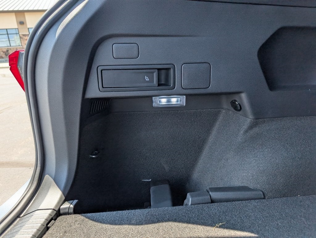 2024 Volkswagen Tiguan 2.0T SEL R-Line