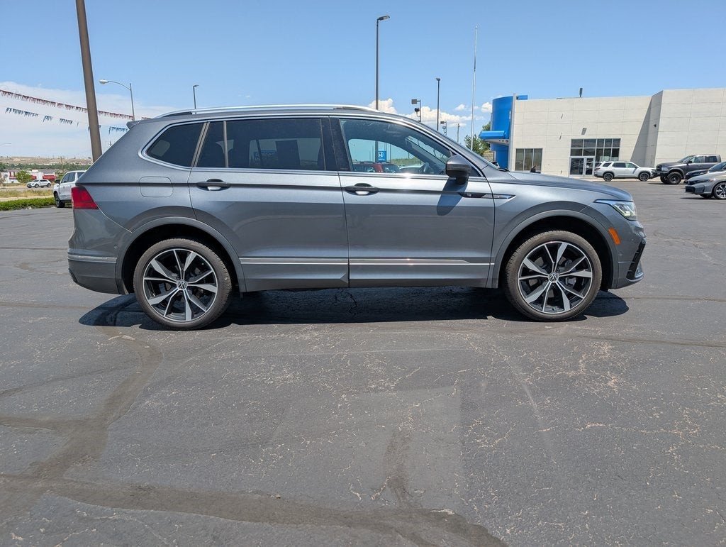2024 Volkswagen Tiguan 2.0T SEL R-Line