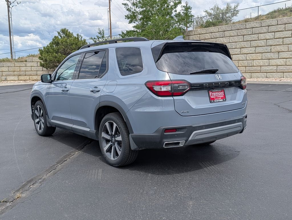 2025 Honda Pilot Touring