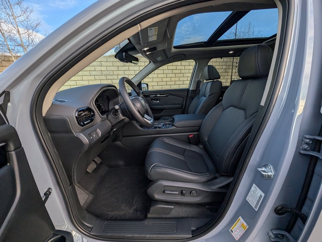 2025 Honda Pilot Touring