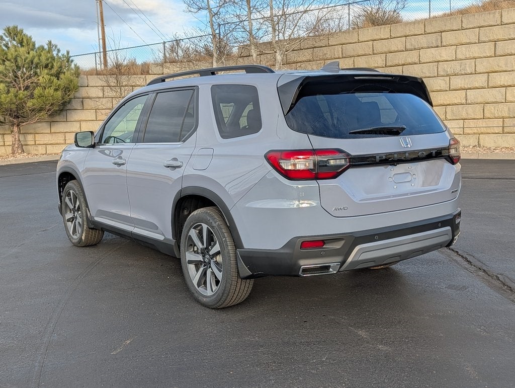 2025 Honda Pilot Touring