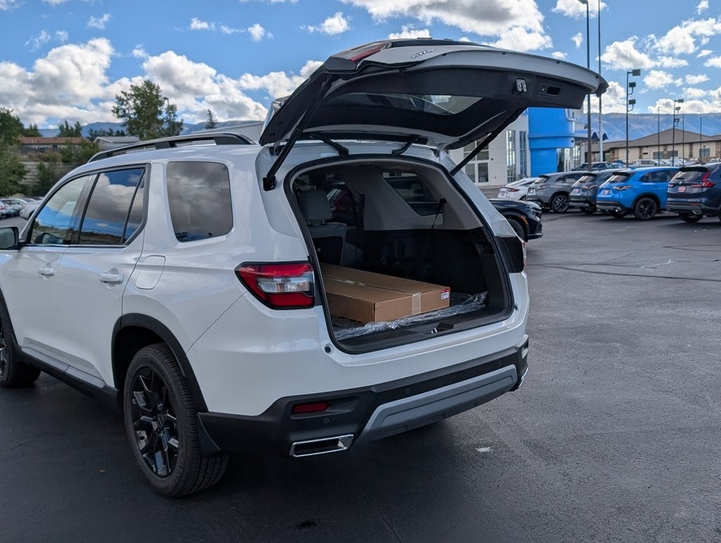 2025 Honda Pilot Touring+