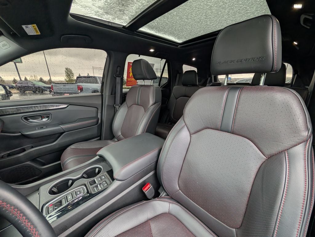 2025 Honda Pilot Black Edition