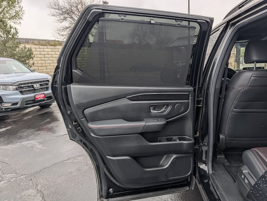 2025 Honda Pilot Black Edition