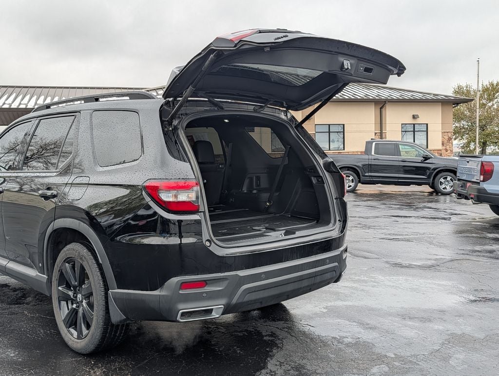 2025 Honda Pilot Black Edition