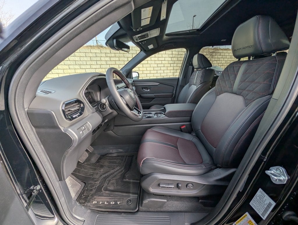 2026 Honda Pilot Black Edition