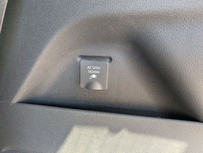 2025 Toyota Sienna Woodland Edition