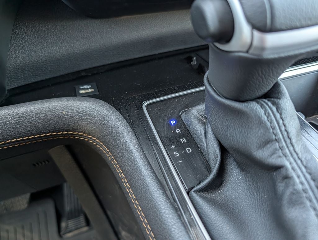 2025 Toyota Sienna Woodland Edition