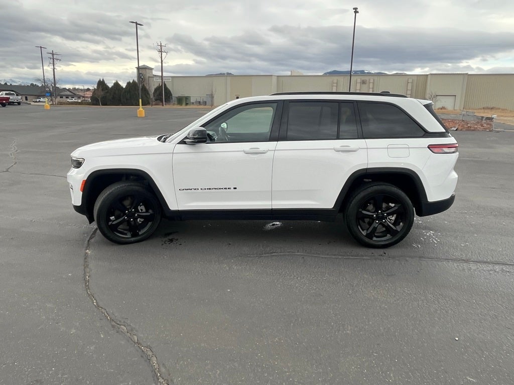 2023 Jeep Grand Cherokee Altitude X