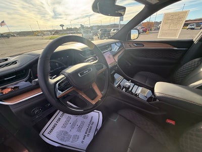 2025 Jeep Grand Cherokee Summit Reserve