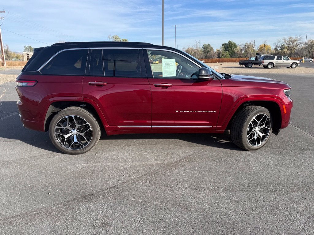 2025 Jeep Grand Cherokee Summit Reserve