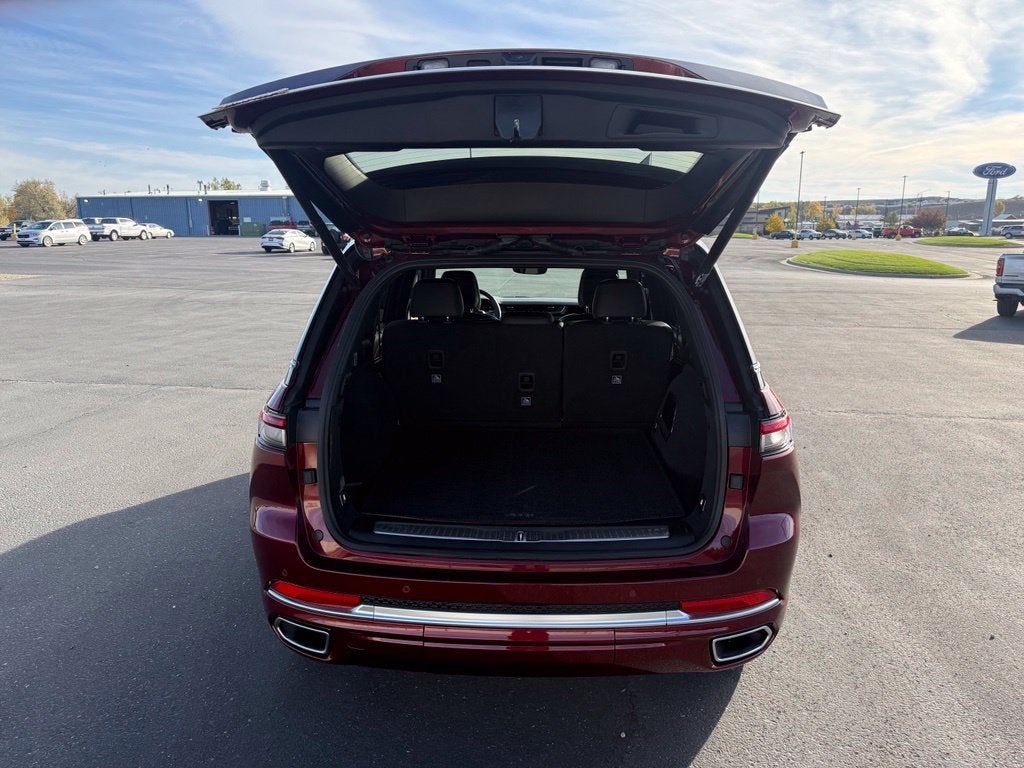 2025 Jeep Grand Cherokee Summit Reserve