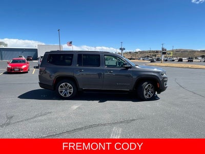 2023 Jeep Wagoneer Base