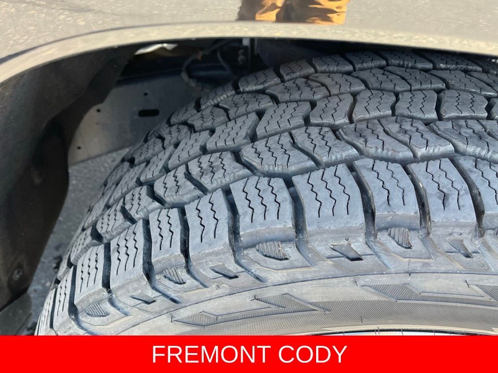 2023 Jeep Wagoneer Base