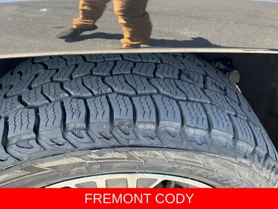 2023 Jeep Wagoneer Base