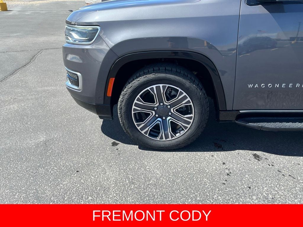2023 Jeep Wagoneer Base