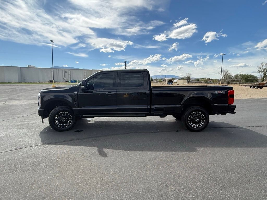 2025 Ford F-350SD Platinum