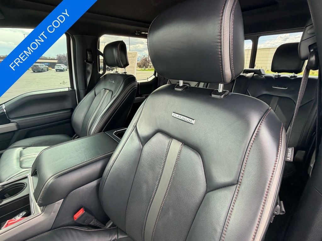 2022 Ford F-350SD Platinum