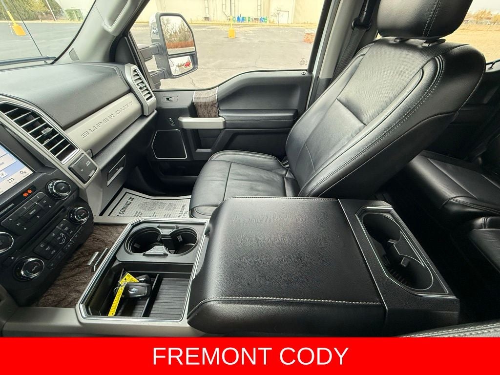 2017 Ford F-350SD Lariat DRW