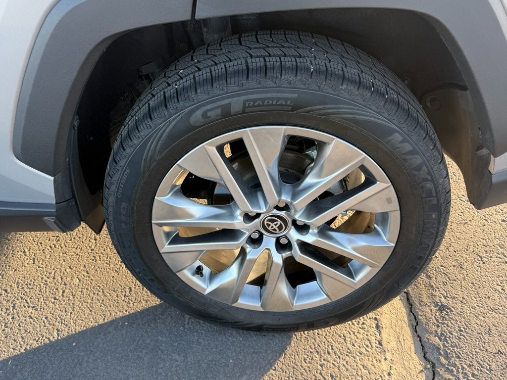 2023 Toyota RAV4 XLE Premium